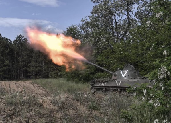 Nga đẩy lùi Ukraine ở Zaporizhzhia, NATO nói phản công giúp Kiev củng cố vị thế