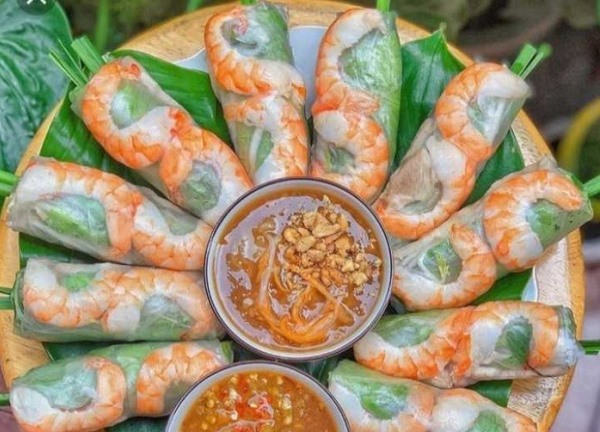 Trời nóng không muốn ăn, làm nhanh 3 món cuốn vừa tươi vừa mát này đổi vị cho cả nhà