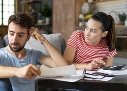 Đây là nguyên nhân đàn ông lo lắng khi vợ kiếm nhiều tiền hơn