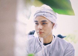 Jun Phạm nghẹn ngào trong lễ tiễn đưa bố
