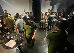 Nhiều người sử dụng ma túy tại các điểm vui chơi ở trung tâm TP Hồ Chí Minh