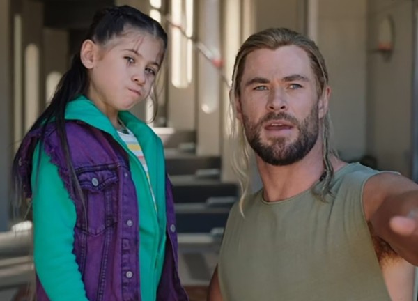 'Thần Sấm Thor' Chris Hemsworth không muốn con gái theo nghiệp diễn quá sớm