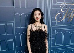 Angelababy suốt 8 năm chưa một lần bị 'dìm' trước ống kính 'hung thần'