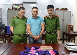 Bị bắt quả tang khi mang 2 bánh heroin, 6.000 viên ma tuý tổng hợp đi tiêu thụ