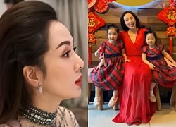 Á hậu Ngọc Khánh: "Nhìn con nằm trong lồng kính, tôi xót xa vô cùng"