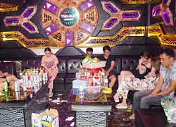 Khen thưởng lực lượng triệt phá "động bay lắc" tại quán karaoke