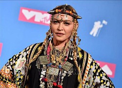 'Nữ hoàng nhạc Pop' Madonna lùi lịch lưu diễn tới tháng 10