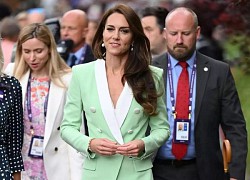 Vương phi xứ Wales Kate Middleton xinh đẹp, rạng rỡ cùng các kỳ Wimbledon