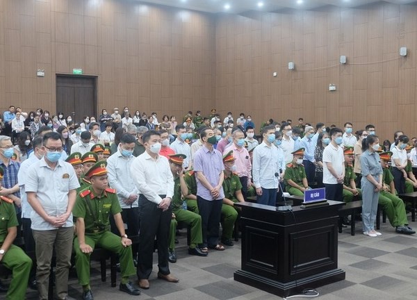Các bị cáo nói lời sau cùng trong nỗi xót xa, ân hận