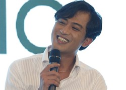 Doãn Quốc Đam thoại giọng khàn, đi tập tễnh trong 'Làng trong phố'