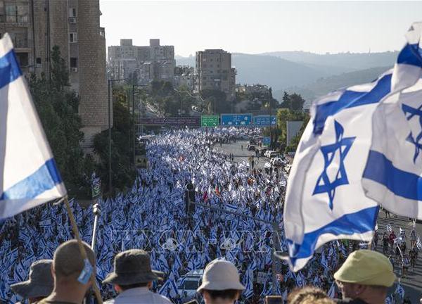 Người biểu tình Israel bắt đầu chiến dịch phản đối tại Jerusalem