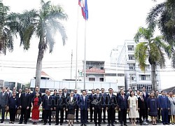 56 năm thành lập ASEAN: Lào tổ chức trang trọng lễ thượng cờ kỷ niệm