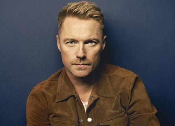 Ca sĩ Ronan Keating sẽ biểu diễn tại Hà Nội vào cuối tháng 9