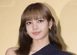 Lisa (BLACKPINK) khoe ảnh bikini khiến hàng triệu fan phát sốt