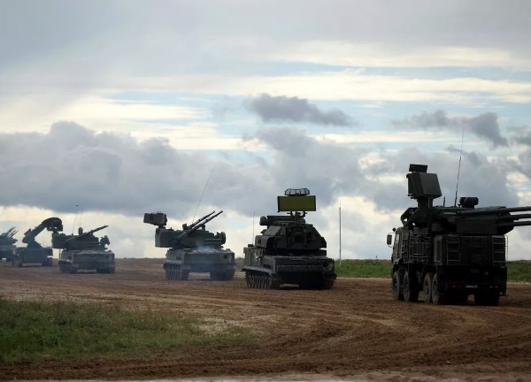 Uy lực hệ thống phòng không Tunguska đang bảo vệ lực lượng Nga ở Ukraine