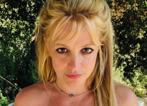 Britney Spears suy sụp trước những tuyên bố của chồng cũ, thuê luật sư quyền lực làm đại diện