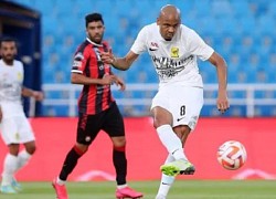 Fabinho sửng sốt vì được fan tặng đồng hồ 1 tỷ đồng