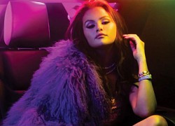 Selena Gomez thông báo trở lại với âm nhạc