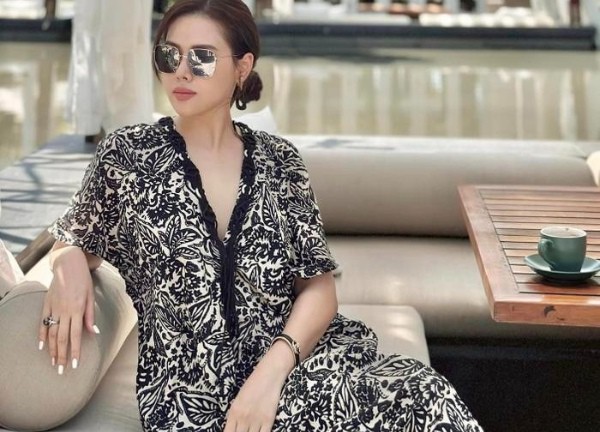 Không cần lên đồ lộng lẫy, Phanh Lee mặc vẫn chuẩn style 'hào môn'