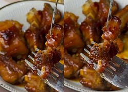 Món ngon mỗi ngày: Cách chế biến món sườn rim nước dừa mềm thơm