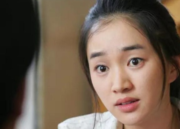 Vừa thoát khỏi thần chết, chị dâu đã kêu gào thảm thiết đòi ly hôn với chồng và cầu xin mẹ tôi giúp giải thoát