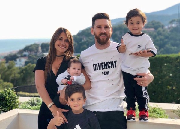 Gia đình Messi được bảo vệ bởi 50 vệ sĩ