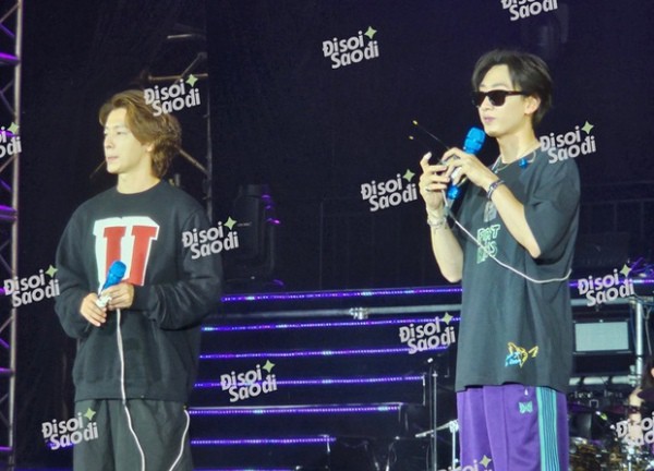 Donghae - Eunhyuk (Super Junior) xuất hiện soundcheck trước giờ G, chiêu đãi loạt ca khúc khiến fan Việt đứng ngồi không yên