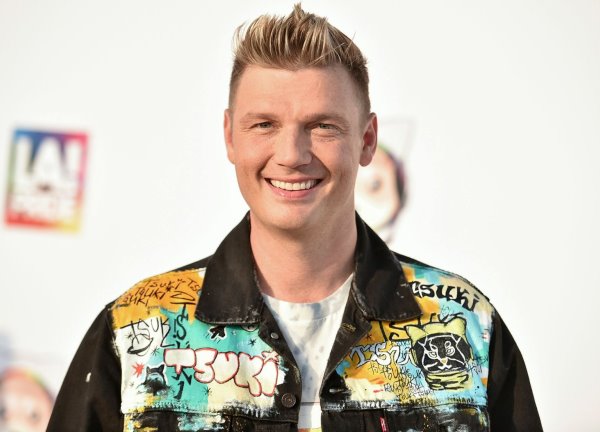 Nick Carter bị tố hiếp dâm trẻ vị thành niên