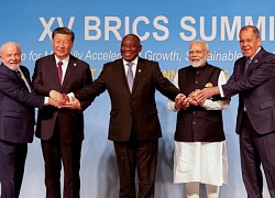 Lệnh trừng phạt của phương Tây với Nga khiến BRICS xích lại gần nhau hơn