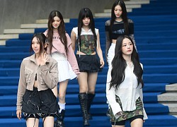 NewJeans gây tranh cãi với outfit tại Seoul Fashion Week nhưng vẫn có thành viên chiếm trọn spotlight