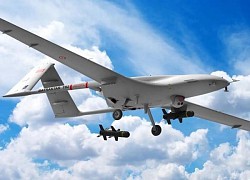 UAV "sát thủ" TB2 Ukraine tái xuất, bắn nổ tung xuồng Nga đổ bộ Kherson