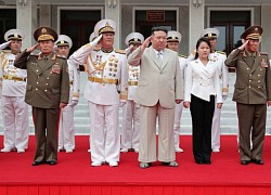 Hàn Quốc giải mã sự xuất hiện của con gái ông Kim Jong-un tại các sự kiện quân đội