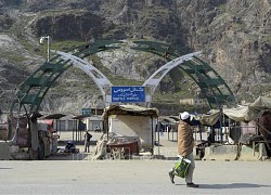 Pakistan đóng cửa khẩu quan trọng với Afghanistan