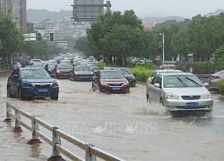 Trung Quốc gia hạn cảnh báo màu vàng về mưa bão