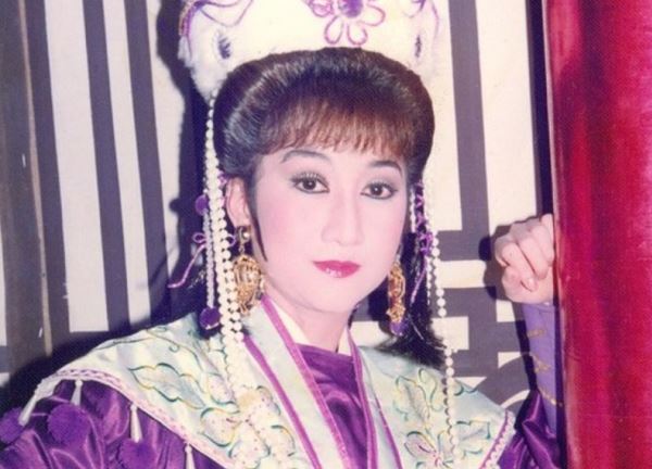 NSƯT Thanh Thanh Tâm: Đi làm bưng bê, thu ngân, bị quản lý đáng tuổi con mắng mỏ