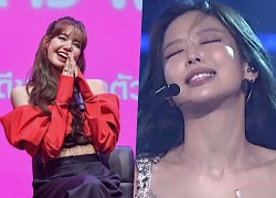 Lisa 'đánh úp' ký hợp đồng với công ty bên Mỹ, Jennie nghẹn ngào khóc trên sân khấu