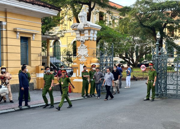 Sáng nay, xét xử bà Nguyễn Phương Hằng và đồng phạm