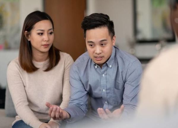 Chồng tôi bỏ 1 tỷ xây nhà cho bố mẹ nhưng ông bà vẫn không quý anh