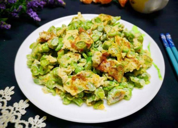 Quả này bé nhưng lại giàu canxi, đem xào với trứng dinh dưỡng tăng nhiều lần