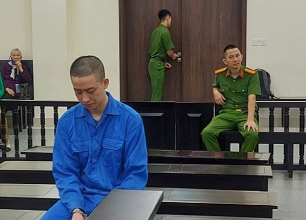 Trộm đột nhập vào nhà, chém gia chủ nhiều nhát khi bị phát hiện