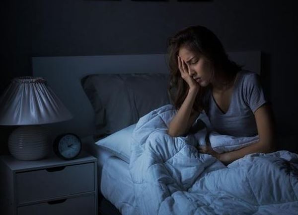 6 cách chữa mất ngủ tại nhà không dùng thuốc