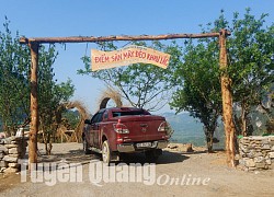 Lâm Bình mở điểm check in trên đèo Khau Lắc