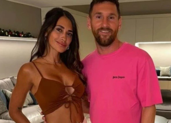 Messi nghiện màu hồng