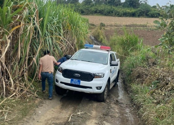 Tìm thấy người đàn ông và con gái 10 tuổi mất tích trong rừng ở Gia Lai