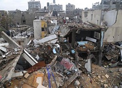 Lực lượng Israel tiếp tục không kích Dải Gaza