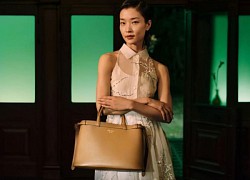 Đồng loạt tung BST Tết, Prada hay Valentino chiếm thế?