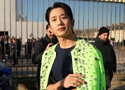 Rộ tranh cãi Jung Hae In mặc nổi nhất Paris Fashion Week, lấn át cả dàn idol TXT - Haerin (NewJeans)