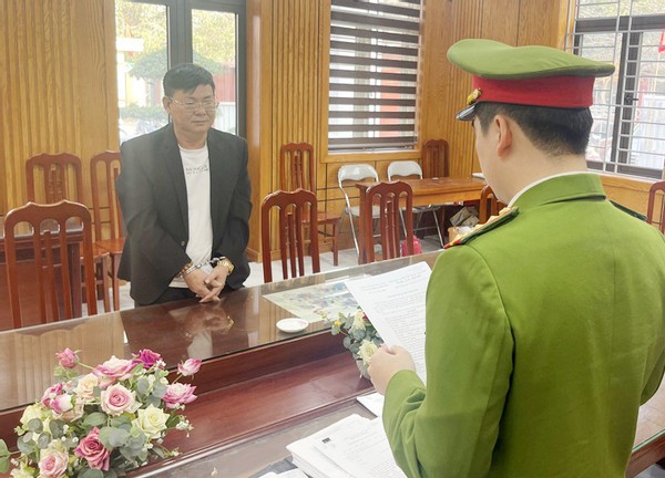 Bắt đối tượng lừa đảo mua bán đất, chiếm đoạt hàng tỷ đồng