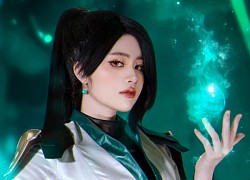 Nữ coser quyến rũ xung phong làm giáo viên dạy chơi game "hardcore" cho người mới bắt đầu, CĐM lập tức ra tín hiệu