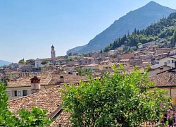 Limone sul Garda, làng chài thanh bình bên bờ hồ lớn nhất nước Ý